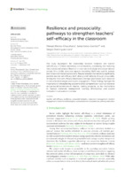 Resilience and prosociality: pathways to strengthen teachers' self-efficacy in the classroom Version publicada